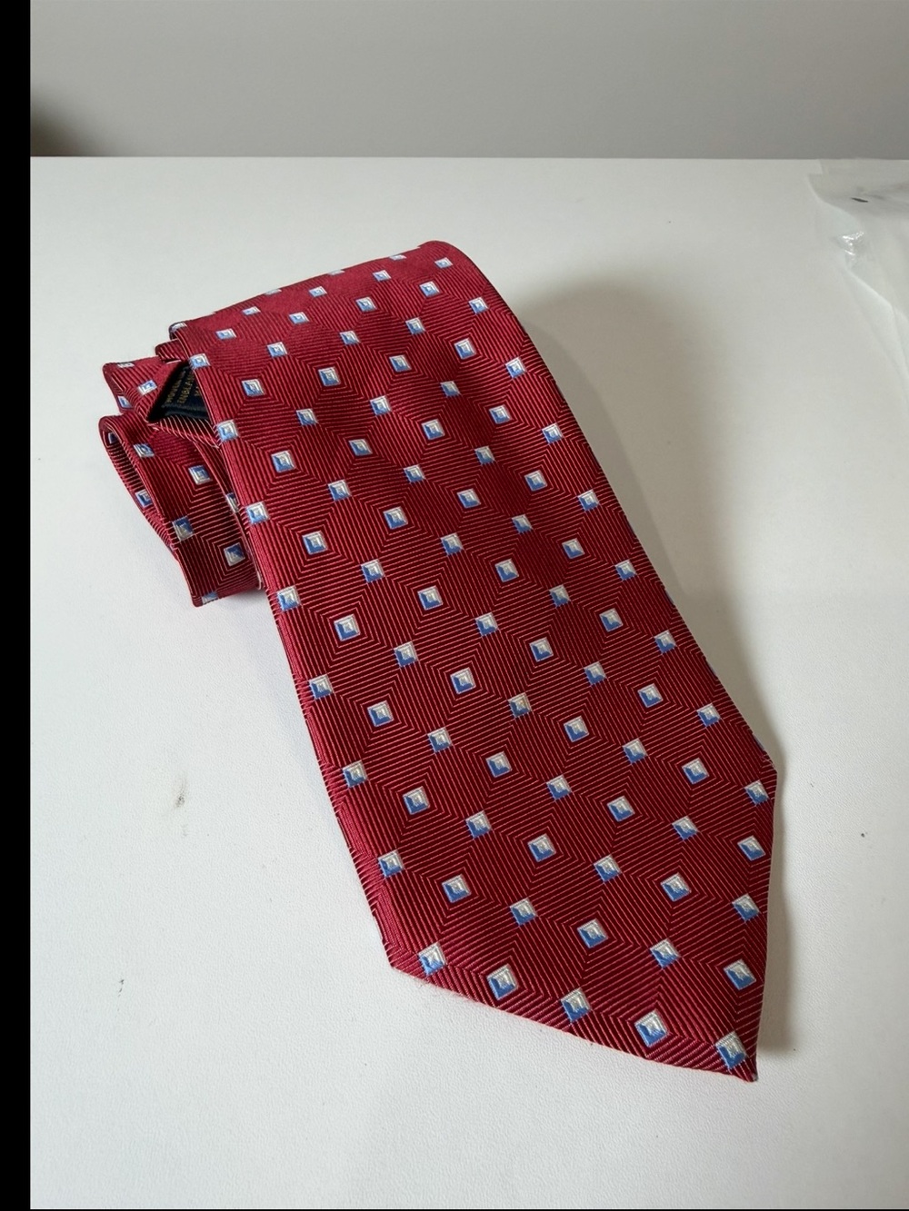Brooks Brothers Stain Resistant Red Geometric Silk Tie with Blue Accents Lux